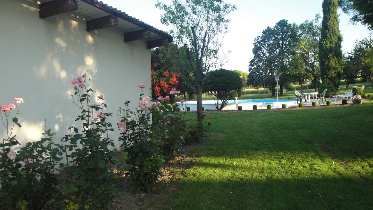 Bed and Breakfast Domaine De Poudos Auterive  Екстер'єр фото