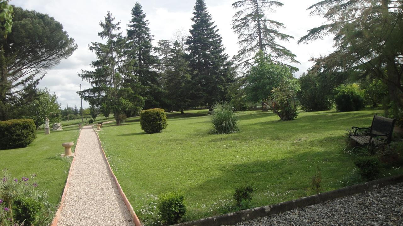 Bed and Breakfast Domaine De Poudos Auterive  Екстер'єр фото